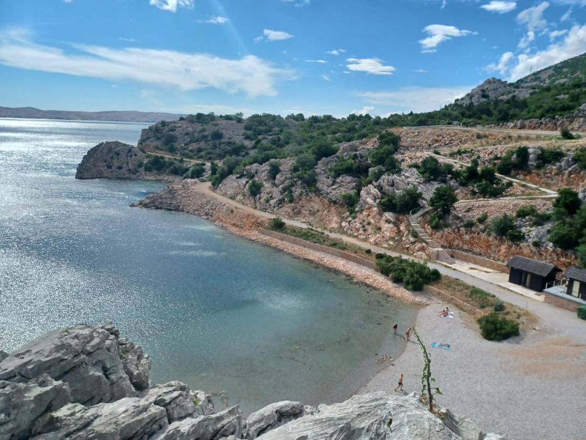 Apartmani Luky Karlobag Buitenkant foto